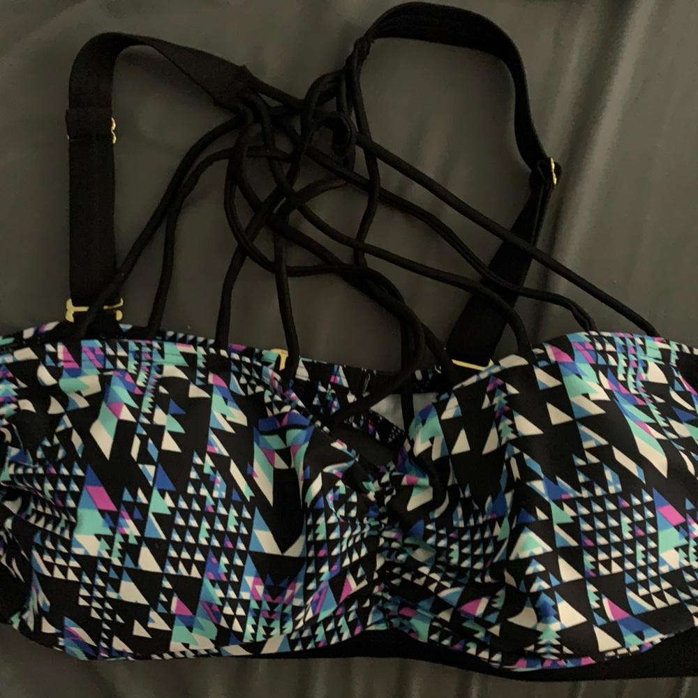 Multi color bikini top. Fits DD. Worn 1x